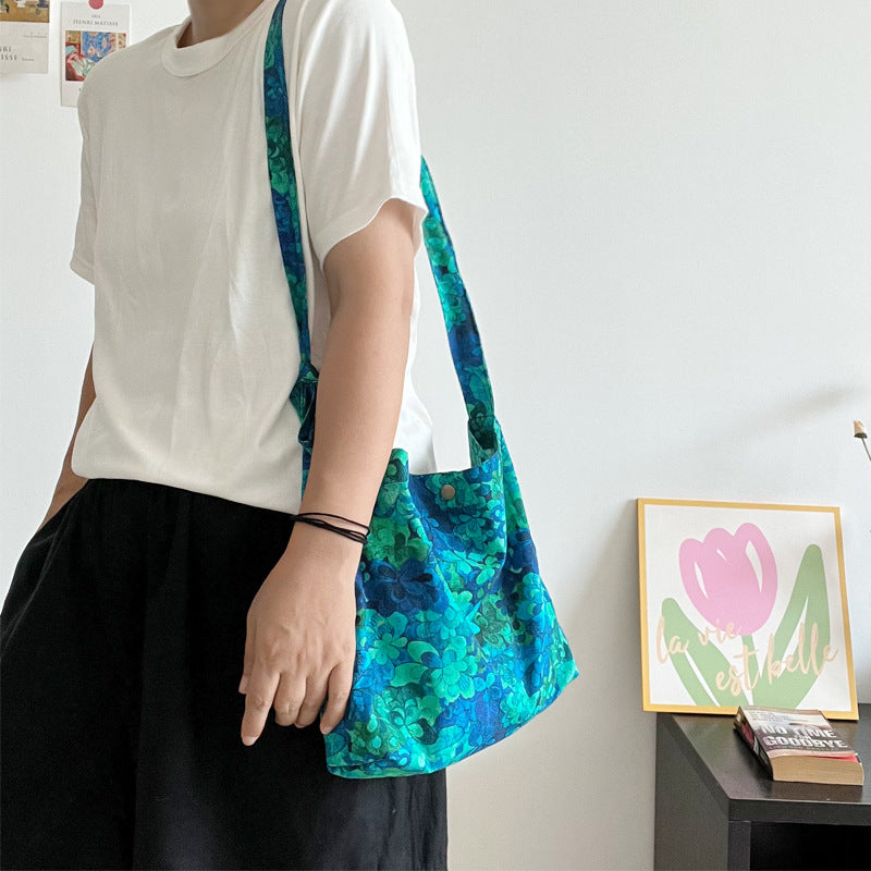 Ditsy floral