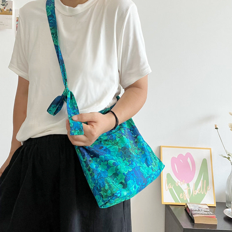 Ditsy floral