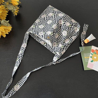 Ditsy floral - tote bag for commuting, outings, and camping trips - JoyTotes