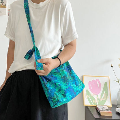Ditsy floral - tote bag for commuting, outings, and camping trips - JoyTotes